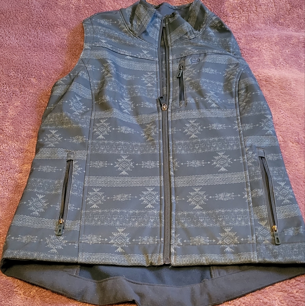 Cinch Vest